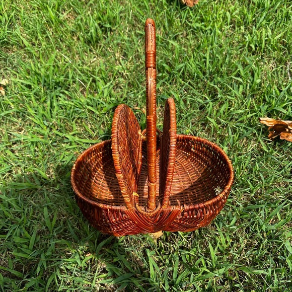 Vintage wicker basket - Picture 3 of 6